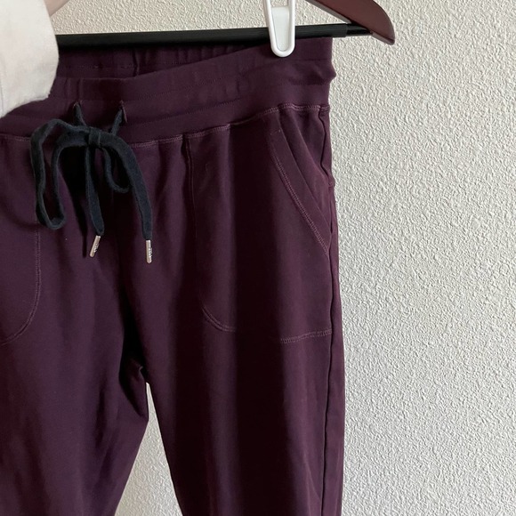 ZYIA Women’s Workout Unwind Jogger Size XS in Plum - Picture 7 of 13